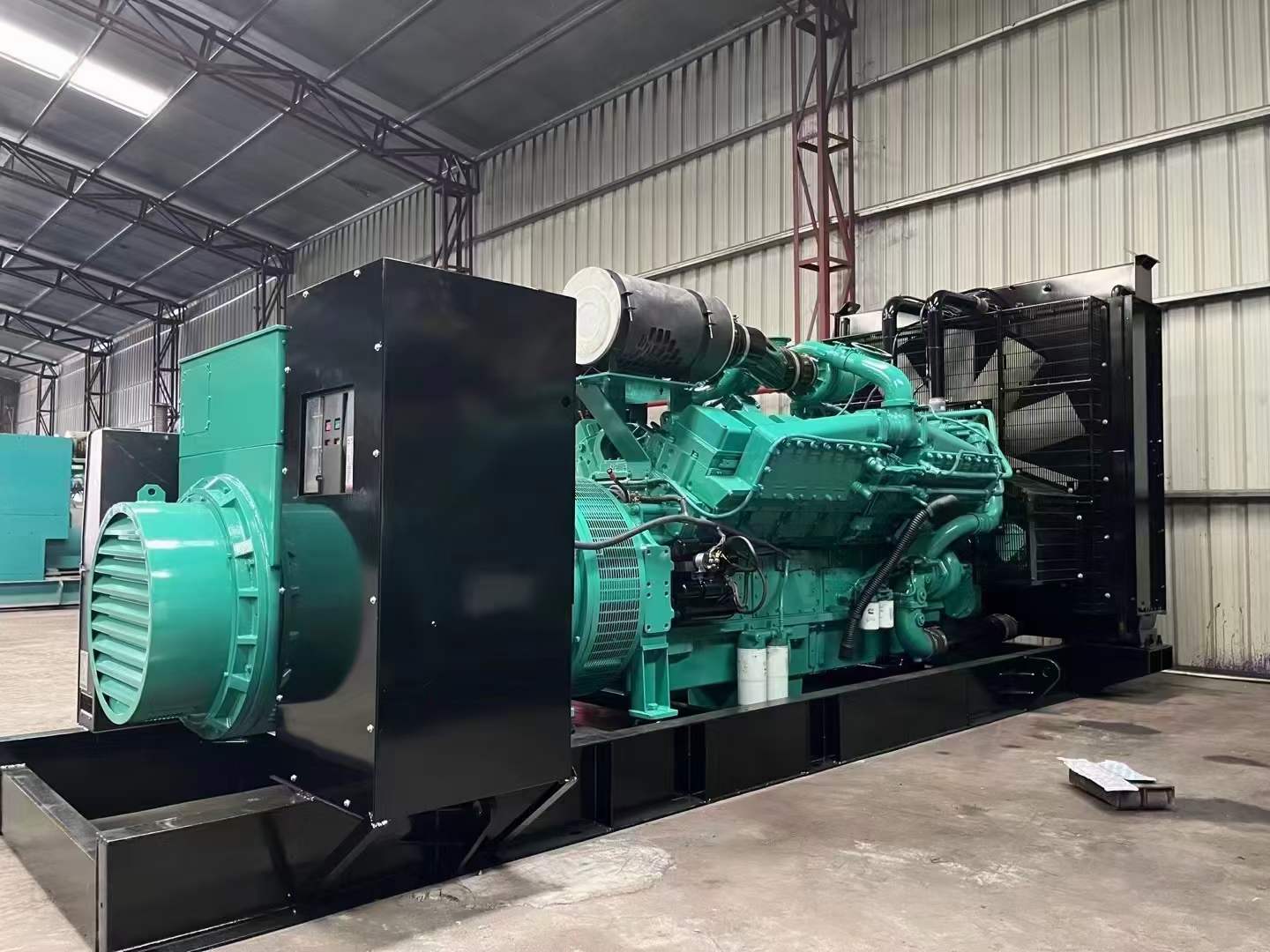 澄城如何降低 800kW 柴油发电机输出电流的波动？